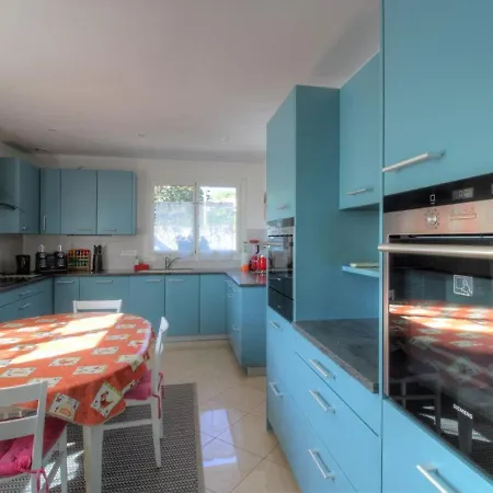 Charmante 3 Avec Piscine Privee A 10 Min De La Plage, Climatisee, Parking - Fr-1-607-26 *