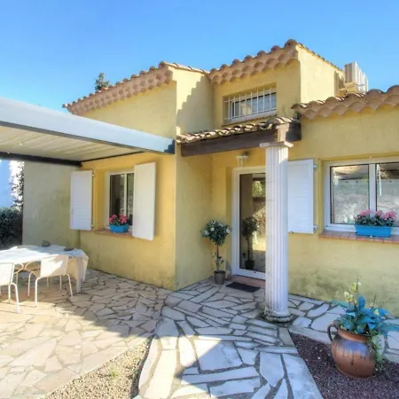 Climatisee Avec Piscine Privee Pour 6 Personnes Proche Et Port, Calme Et Confortable - Fr-1-607-26 Villa Agde
