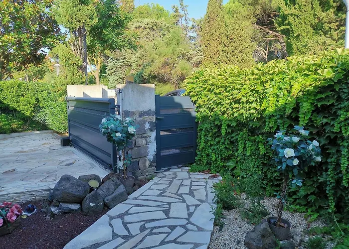 Charmante 3 Avec Piscine Privee A 10 Min De La Plage, Climatisee, Parking - Fr-1-607-26 * Agde