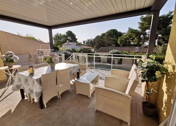 Villa Charmante 3 Avec Piscine Privee A 10 Min De La Plage, Climatisee, Parking - Fr-1-607-26 Agde